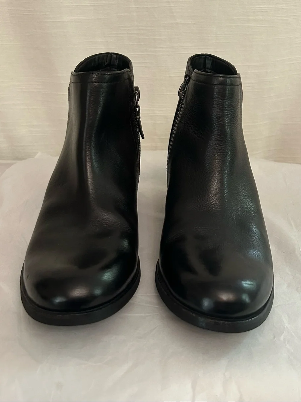 Clarks classic black